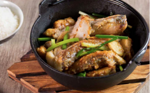 Cá trắm sốt xì dầu đậm đà ăn một lần là nhớ mãi