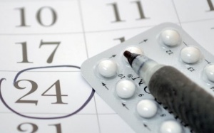 Nên làm gì nếu lỡ quên uống thuốc tránh thai?