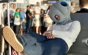 Cẩm nang du lịch 2/9: Mang theo những vật dụng thông minh giúp ngủ ngon