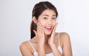 Nuôi dưỡng làn da sáng hồng từ bên trong: Bạn biết cách chưa?