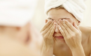 Khi nào thì bạn cần thay thế sữa rửa mặt?