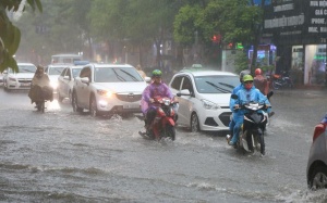 Chiều tối mai toàn miền Bắc có mưa dông