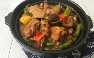 Gà nấu khoai tây, thơm ngon khó cưỡng