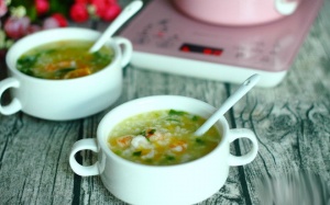 Ăn sáng ngon và ấm bụng với cháo tôm bí đỏ