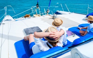 10 cách ngăn ngừa say tàu xe không cần thuốc chống ói hay mẹo ăn uống