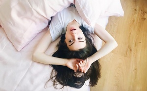 Infographic: 20 bí quyết giúp ngủ ngon không cần thuốc an thần