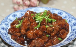 Sườn chiên sốt xì dầu thơm ngon, chuẩn vị