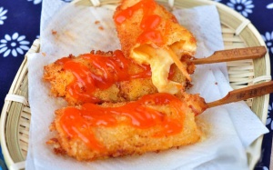 Món ngon cuối tuần: Phô mai cuộn tôm chiên giòn