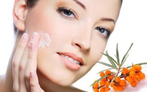 Tinh dầu mai hắc biển tốt cho làn da của bạn thế nào?