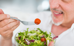 7 sai lầm dinh dưỡng ảnh hưởng xấu tới sức khỏe của người già 