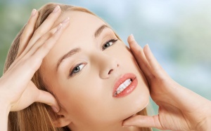 Chăm sóc da bị mụn đầu đen như thế nào?