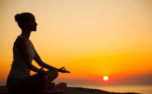 Ngồi thiền tốt cho tim, giúp giảm cân và mỡ máu