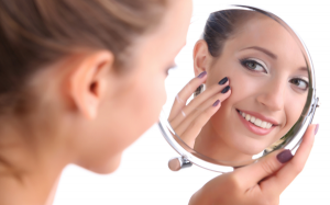 11 cách làm đẹp từ bột nghệ cho da sáng hồng tự nhiên