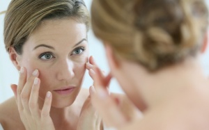 5 sai lầm khiến làn da của bạn sớm bị lão hóa