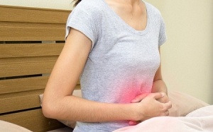 Vì sao táo bón có thể gây nhiễm trùng đường tiết niệu?