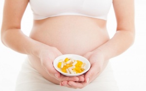 Uống vitamin tổng hợp trong thai kỳ có thể giúp con giảm nguy cơ tự kỷ