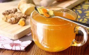 Uống trà nghệ để chữa bệnh gì?