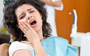 Trị đau nhức răng với lá trầu không