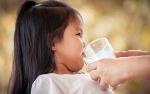 Kiểm tra ngay bạn có bị dị ứng sữa không