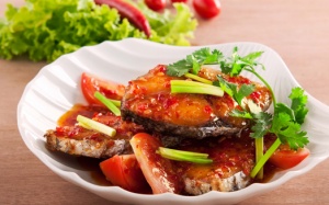 Cá thu sốt chua ngọt cho bữa cơm ngày lạnh