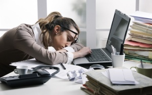 Bí quyết giúp dân công sở hết mệt mỏi và buồn ngủ vào buổi chiều