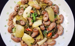 Lòng cá xào dưa chua: Nhắc đến là thèm!