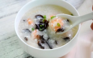 Món cháo tôm cho bữa sáng