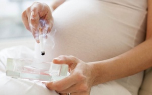 Điều gì sẽ xảy ra khi bà bầu hút thuốc lá?