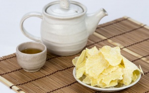 Làm ngay gừng tẩm đường: Trị ho và làm ấm cơ thể trong mùa Đông