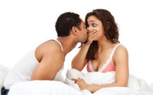 Tại sao hơi thở có mùi vào mỗi sáng thức dậy?