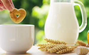 Uống sữa lúc nào tốt nhất: Sáng hay tối?