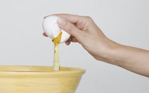 Mẹo 'chữa cháy' khi muốn nướng bánh mà hết trứng