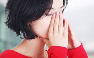 Dấu hiệu nhận biết bạn đang bị dị ứng thuốc kháng sinh