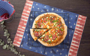 Làm tiệc cuối tuần với món pizza thịt vịt hun khói