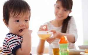 Hệ tiêu hóa gặp vấn đề gì khi trẻ biếng ăn?