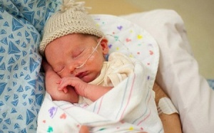 Thụ tinh trong ống nghiệm có nguy cơ sinh non cao gấp đôi