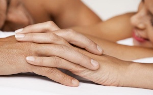 Chị em nên và không nên làm gì sau khi sex?