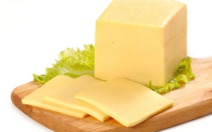 Ăn pho mát giúp giảm nguy cơ mắc bệnh tim mạch và đột quỵ