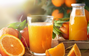 Có nên uống nước cam hàng ngày?
