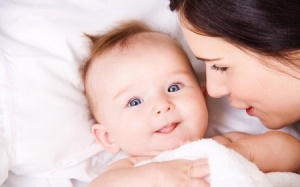 Trẻ sơ sinh dùng probiotics giúp ngăn ngừa hen suyễn, đái tháo đường