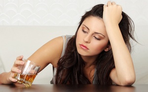 Uống nhiều rượu, bia có thể khiến bạn già đi