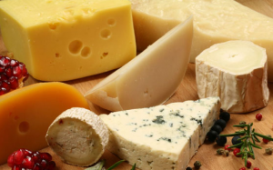 Ăn pho mát mỗi ngày có lợi hay hại?