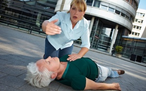 Video: Làm thế nào để phát hiện sớm cơn đột quỵ?