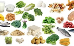 Khuyến khích trẻ sớm có chế độ ăn uống lành mạnh