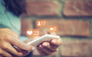 Bắt đầu năm mới bằng lựa chọn sử dụng mạng xã hội thông minh hơn 