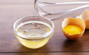 10 lợi ích sức khỏe bất ngờ từ lòng trắng trứng 
