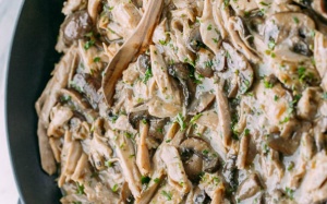 Gà sốt bơ nấm kiểu Thổ Nhĩ Kỳ