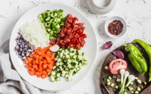 Chuyên gia giải đáp ăn trưa như thế nào để giảm cân