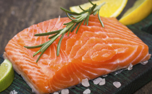 Phụ nữ mang thai ăn cá hồi có an toàn?