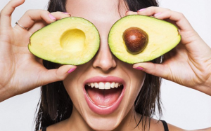 Những thực phẩm tốt cho hormone trong từng độ tuổi